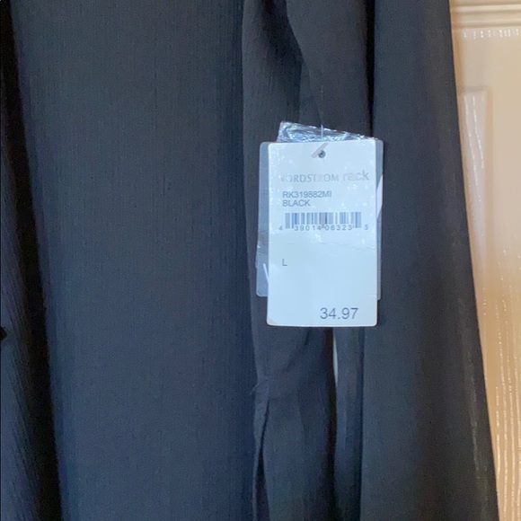 VALETEE Sheer Black Top - Picture 4 of 4